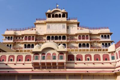 2-Day Private Jaipur City Sightseeing Tour with Three Forts