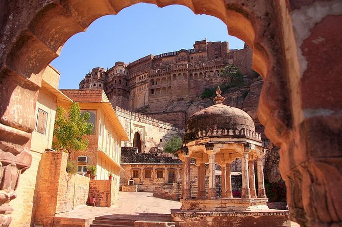 3 Days Guided Jodhpur & Udaipur Tour From Jaipur With Hotels - Day 1: Mehrangarh Fort and Jodhpur’s royal sights