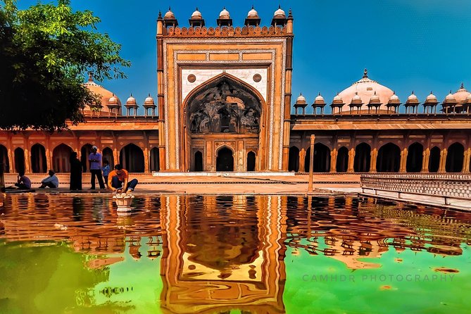 Affordable transfer from Jaipur to Agra via Fatehpur Sikri - Exploring independently, with a guide question to settle