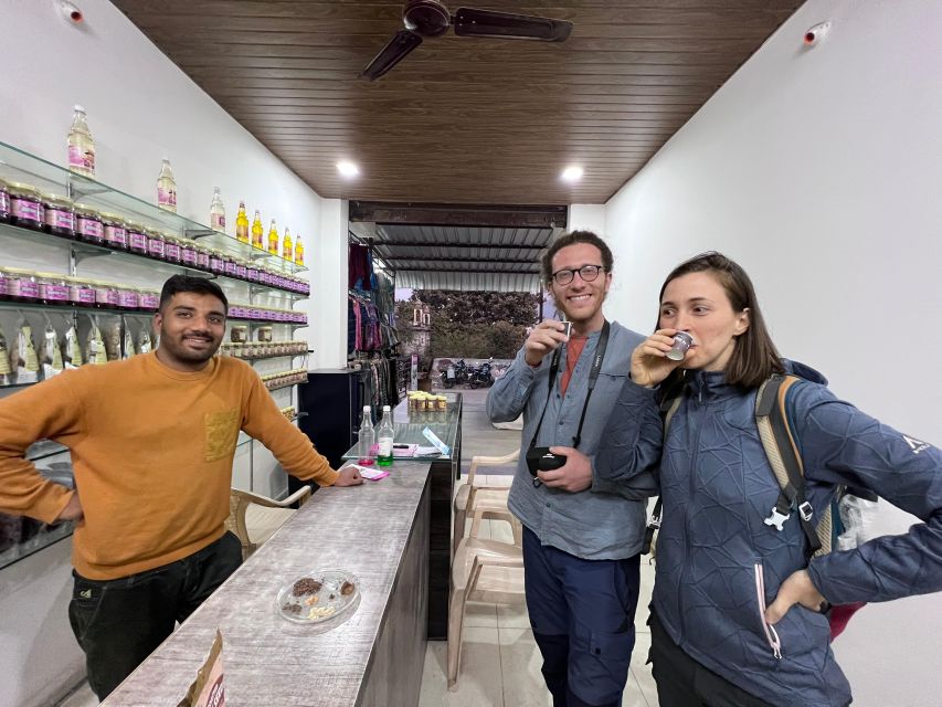 Afternoon Walking tour -The Pushkar Route - Halwai Gali and the taste of malpua