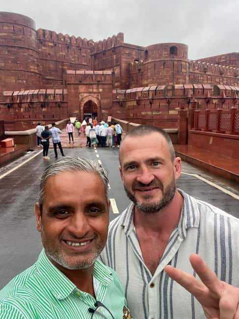 Agra: Agra Fort and Baby Taj Private Tour with Pickup & Drop - Who should book this Agra tour?