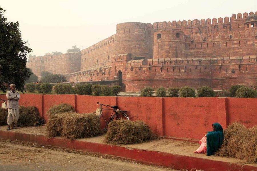 Agra: Agra Fort Entry Tickets with Licensed Guide - Why Agra Fort Deserves Two Hours