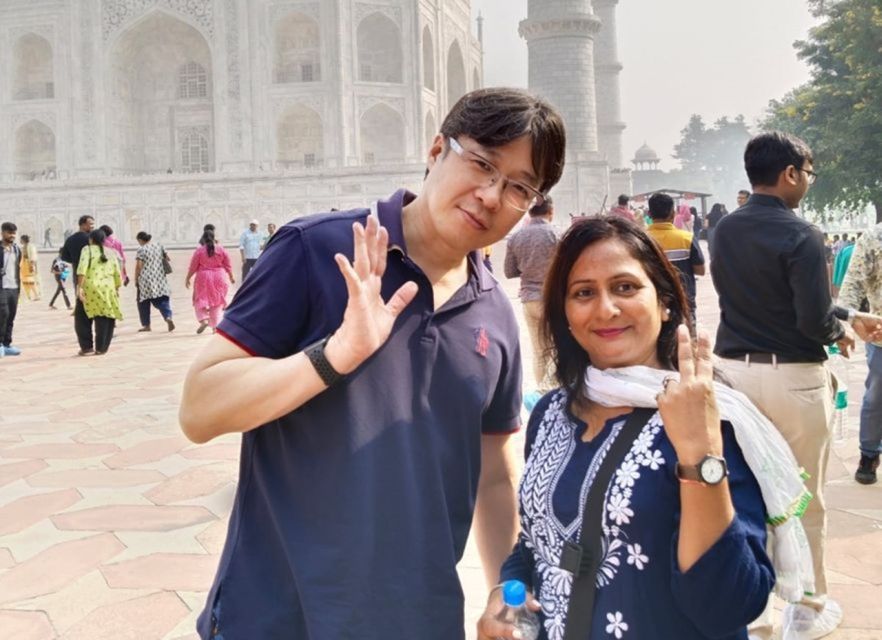 Agra: Agra Fort Entry Tickets with Licensed Guide - Entering Agra Fort Without a Long Ticket Wait