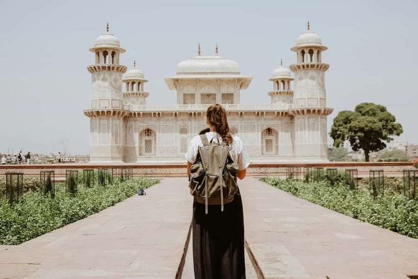 Agra: Baby Taj and Mehtab Bagh Guided Walking Tour - Walking beside the Yamuna through everyday Agra