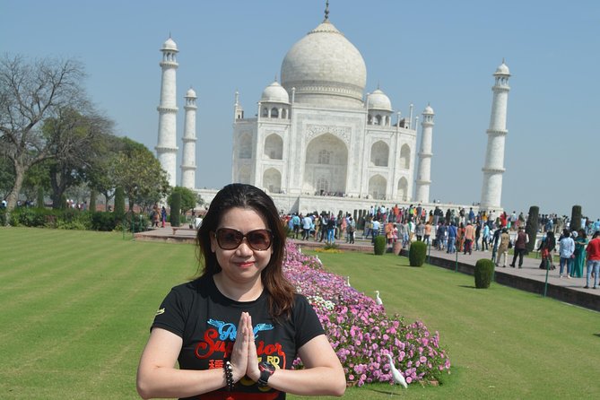 Agra Car tours - A private car changes how you see Agra
