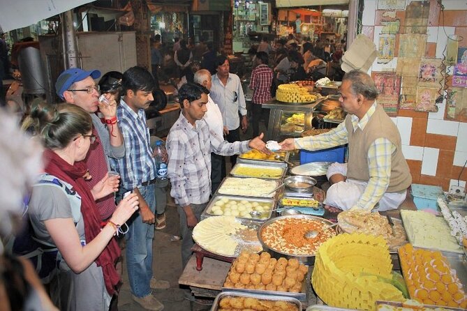 Agra Evening Food Walk & Market Tour with Private Local Guide - Who will enjoy this Agra evening walk