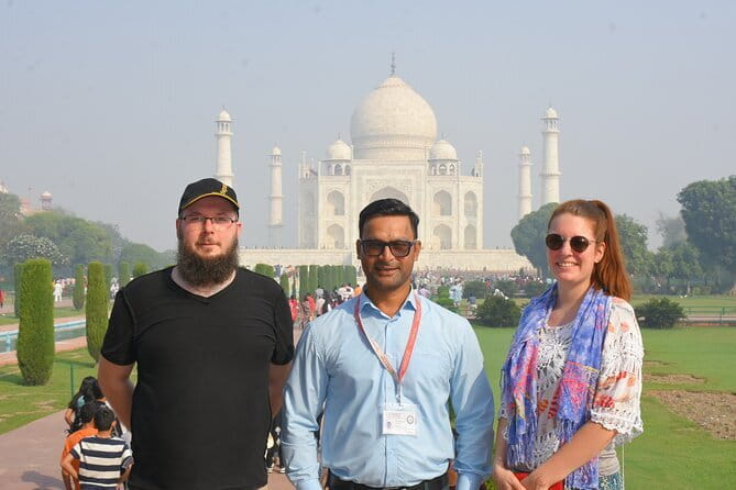 Agra: Fast-Track Taj Mahal Entry Ticket + Optional Guided Tour - Why fast-track entry matters at the Taj Mahal