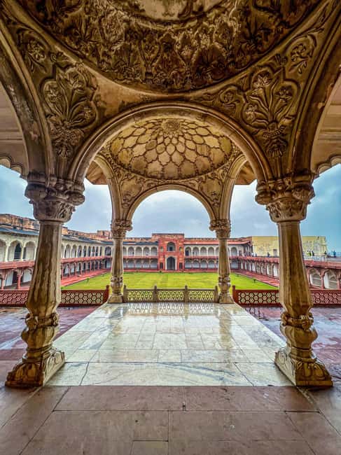 Agra Fort: Guided UNESCO Heritage Walking Tour - Key points to know before entering Agra Fort