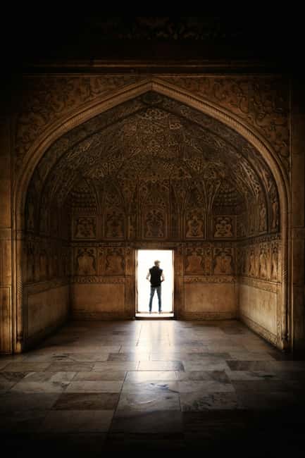 Agra Fort: Guided UNESCO Heritage Walking Tour - Musamman Burj and the view toward the Taj Mahal