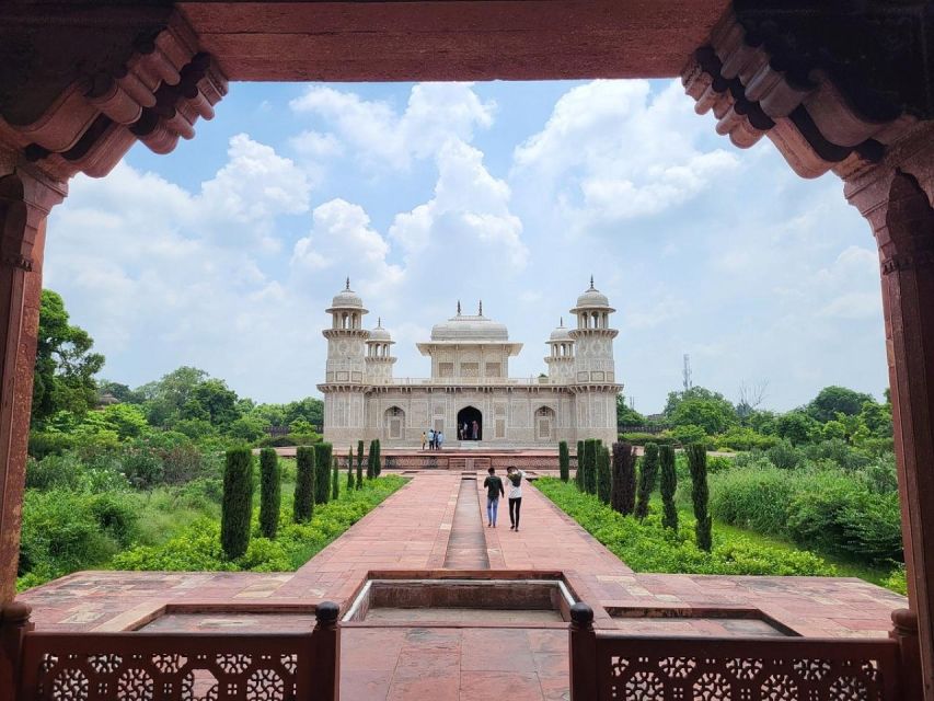Agra: Guided City Tour Taj Mahal Agra Fort & Baby Taj by Car - Should you book this Taj Mahal and Agra tour?
