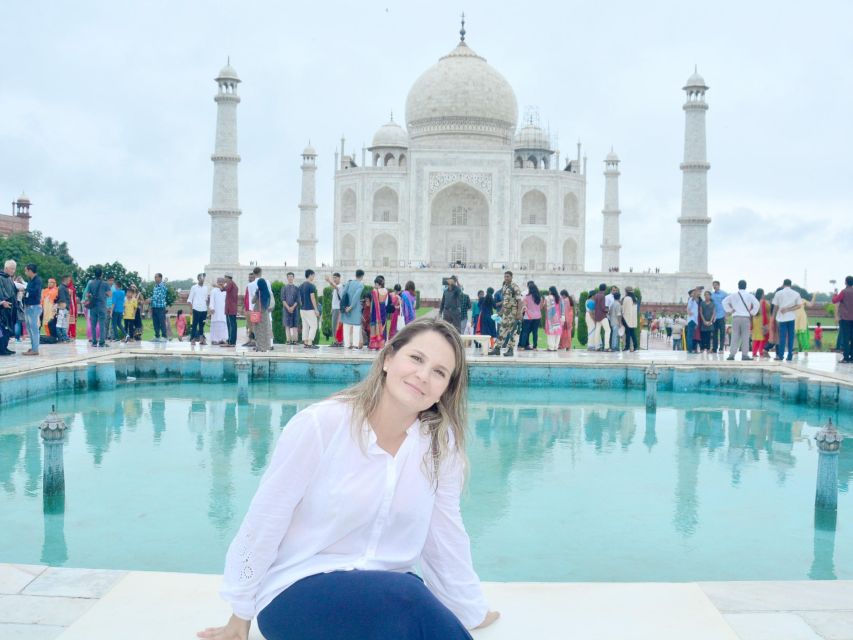 Agra: Guided City Tour Taj Mahal Agra Fort & Baby Taj by Car - Starting with the Taj Mahal before the crowds