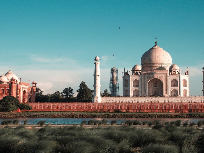 Agra: Guided Tour of Taj Mahal, Agra Fort and Fatehpur Sikri - Why the early Taj Mahal visit matters