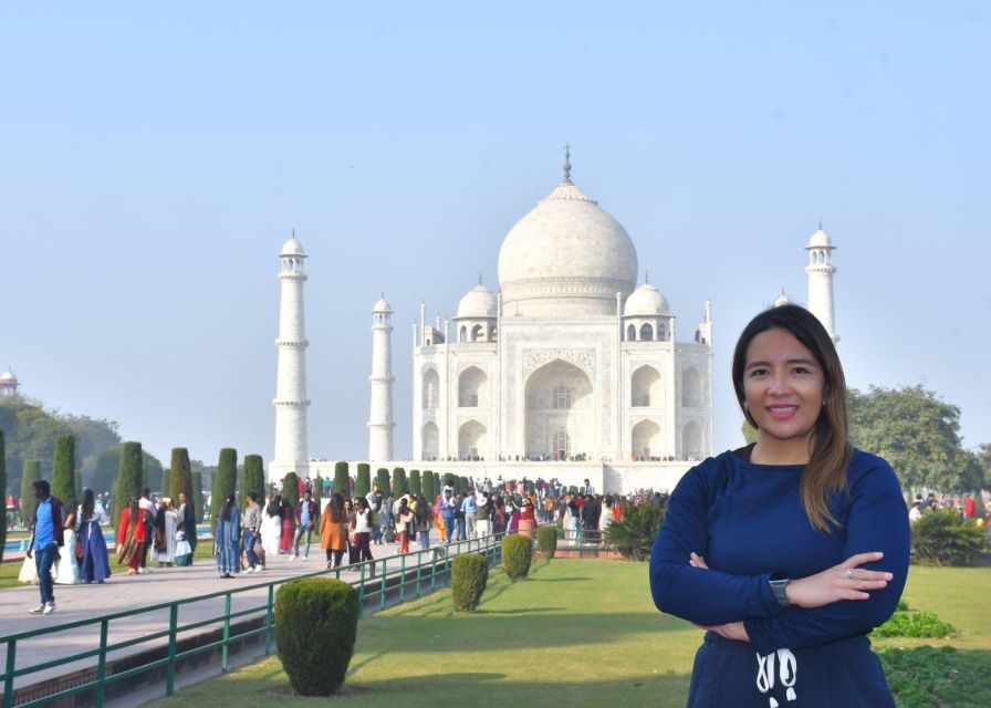 Agra: Guided Tour of Taj Mahal, Agra Fort and Fatehpur Sikri - What the private transport and small group really add