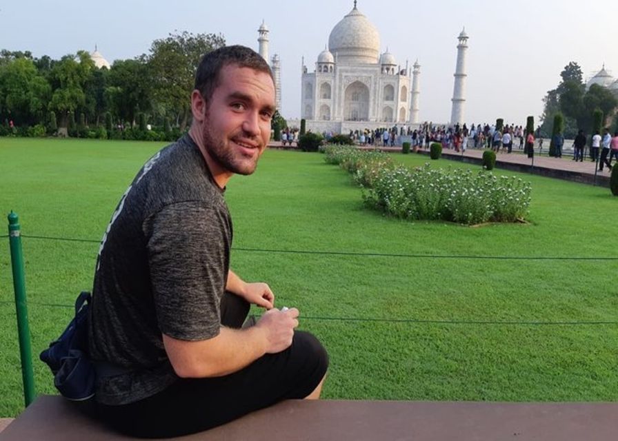 Agra: Guided Tour of Taj Mahal, Agra Fort and Fatehpur Sikri - Languages, timing, and physical comfort