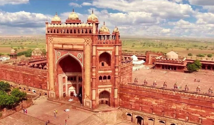 Agra Local Sightseeing with Sunrise or Sunset Experience - A private car makes the long route manageable