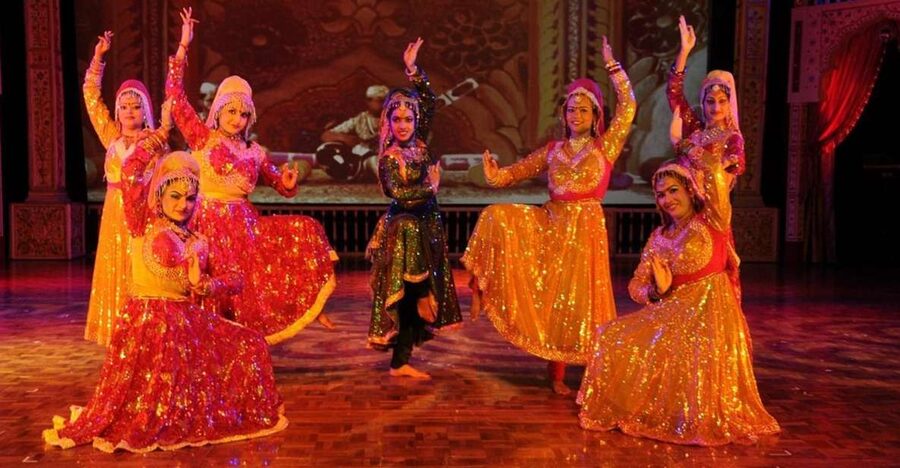 Agra: Mohabbat the Taj show tickets and agra transfers - Shah Jahan’s love story on an Agra stage