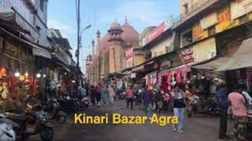 Agra : Old Bazar & Kinari Bazar Heritage Walking Tour. - Spices, fabrics, jewelry, and handicrafts