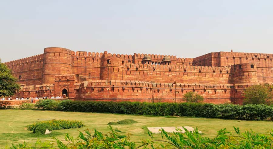 Agra: Premier Tour of Taj Mahal & Agra Fort All Inclusive - Is the $10 tour good value?