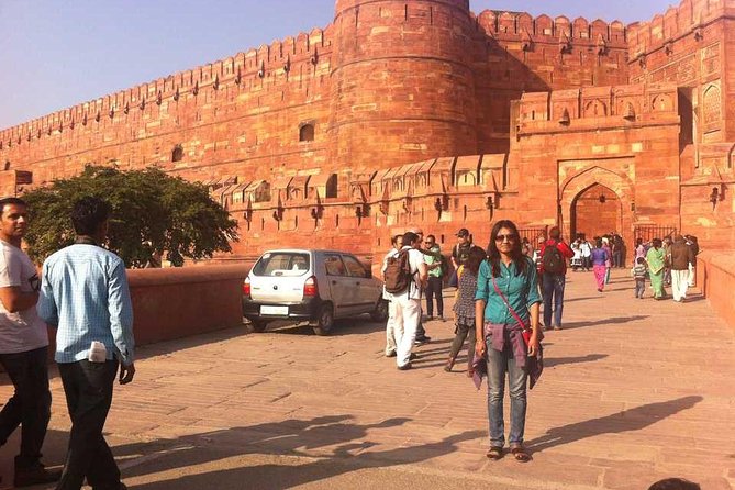Agra : Private Sunrise Taj Mahal & Agra City Tour - A private car and guide make a long day easier