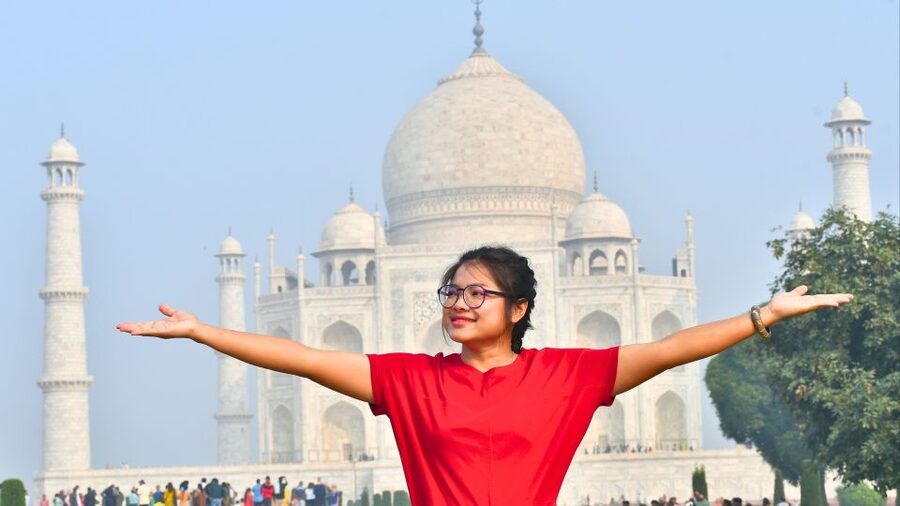 Agra: Private Taj Mahal and Agra Fort Tour with Hotel Pickup - The Taj Mahal: two hours with the monument