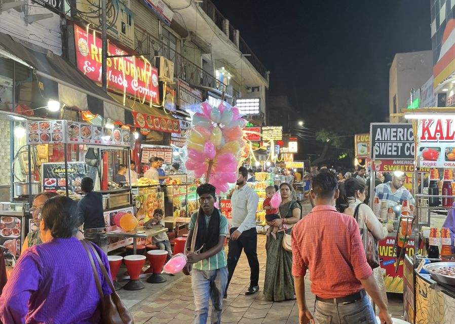 Agra: Sadar Bazar Food Market Night Walking Tour by Tuk-Tuk - Pickup by tuk-tuk and the ride into town