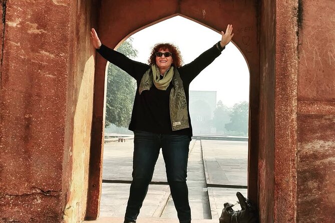 Agra Sightseeing & Shopping Tour by Private Car with Guide - Shopping for Agra’s traditional crafts