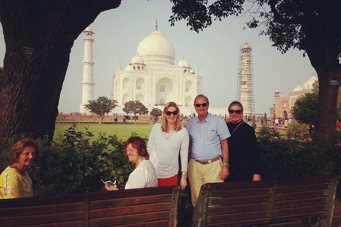Agra Sightseeing & Shopping Tour by Private Car with Guide - What the $16 price really covers