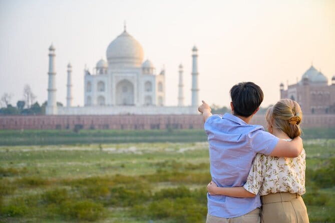 Agra Sightseeing Tour All Inclusive - Mehtab Bagh brings a different Taj Mahal view
