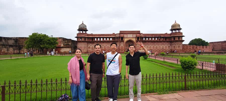 Agra: Skip-the-line Taj Mahal, Agra Fort & Baby Taj Day Tour - Key points to know before you go