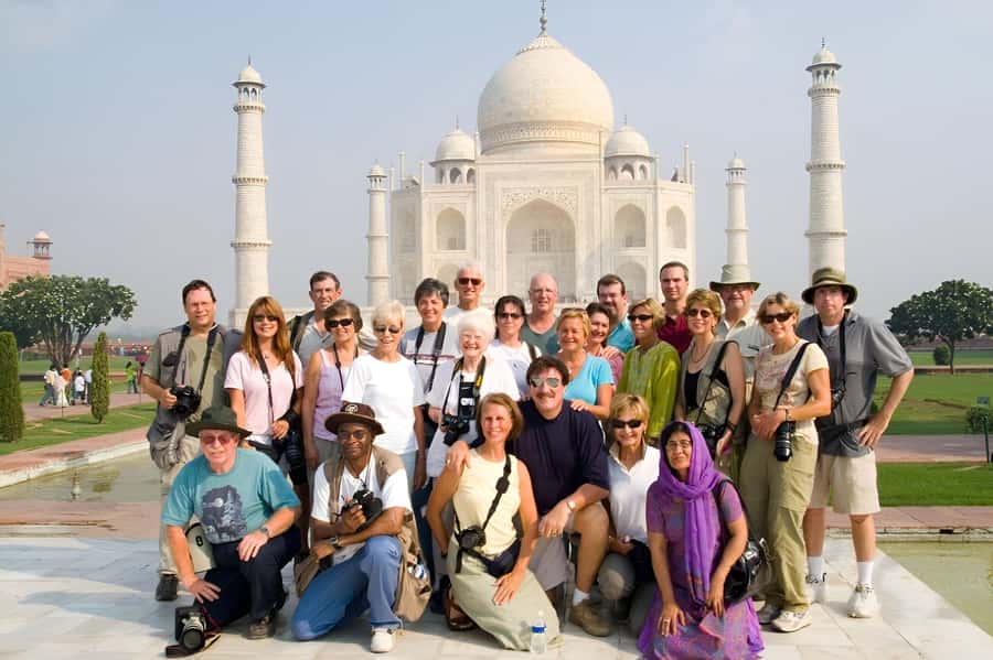 Agra: Skip-the-line Taj Mahal, Agra Fort & Baby Taj Day Tour - Reading Agra Fort through its courtyards