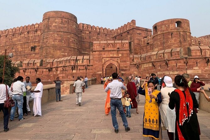 Agra: Skip-the-Line Taj Mahal & Agra Fort Private Tour - Inside the Taj Mahal with a private guide