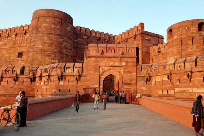 Agra: Skip the Line Taj Mahal and Agra Fort Private Tour - What the guides and driver add