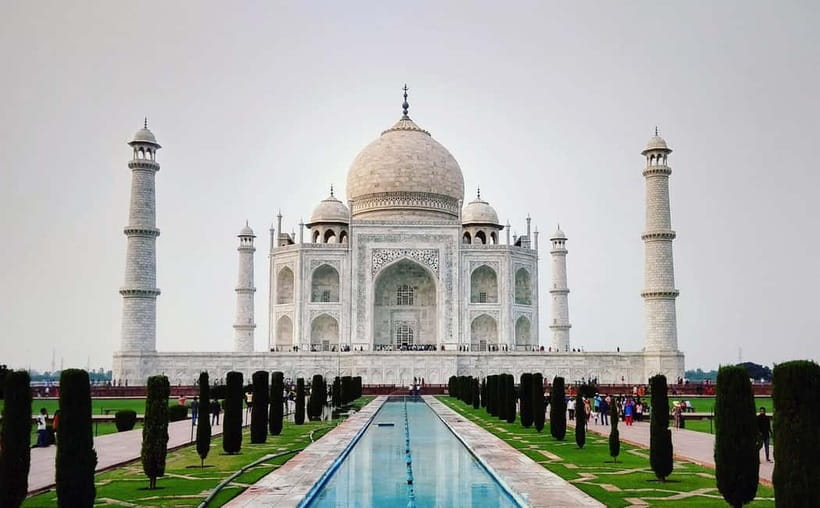 Agra: Taj Mahal & Agra Fort Private Tour - What the private guide adds