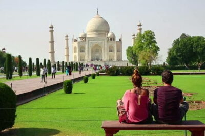 Taj Mahal and Agra Fort Private Guided Half-Day Trip