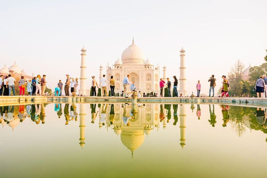 Agra: Taj Mahal and Agra Fort Private Tour with Lunch - Private car service and the long pickup list