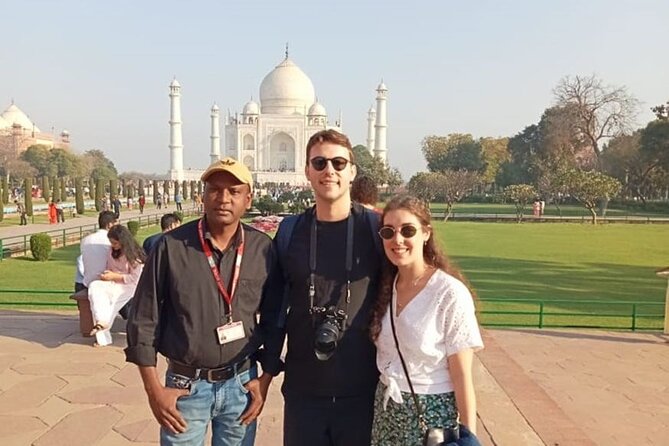 Agra Taj Mahal and Mausoleum Tour with Guide - Entering the Taj Mahal grounds