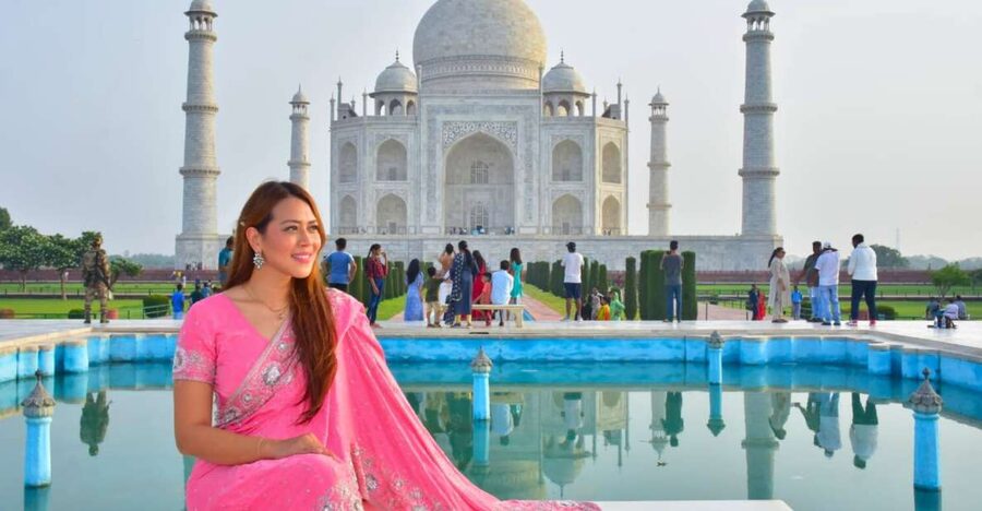 Agra: Taj Mahal and Mausoleum Tour with Skip-the-Line Entry - Timing, crowds, and the best fit