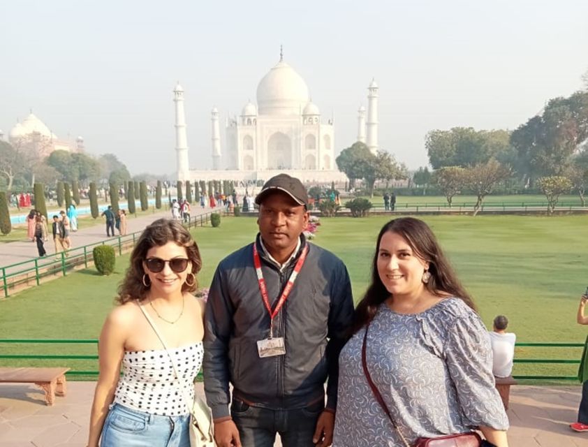 Agra: Taj Mahal Entry Tickets with optional Licensed Guide - A few practical ways to make the visit better