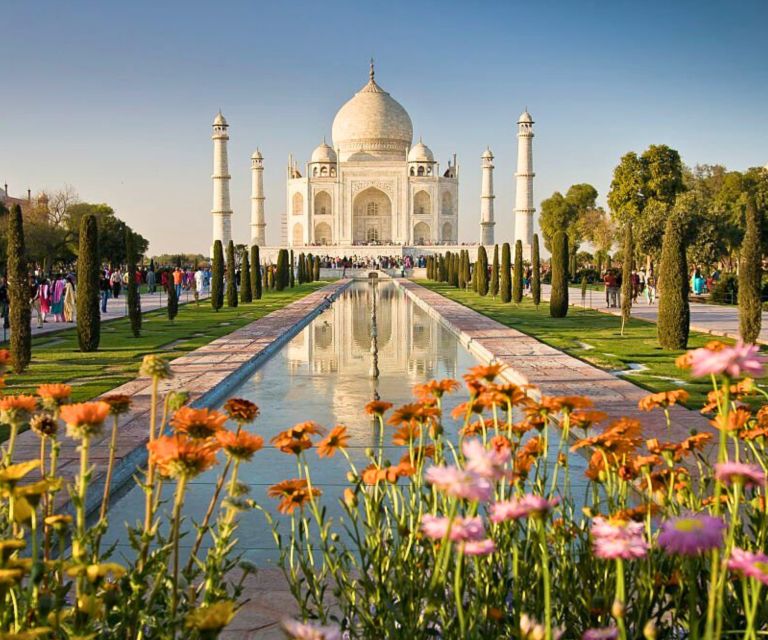 Agra: Taj Mahal Private Tour with Agra Fort & Fatehpur Sikri - Two hours with the Taj Mahal