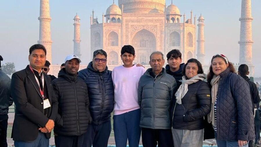 Agra:Taj Mahal Skip-The-Line Guided Tour with Breakfast - Practical details before you book