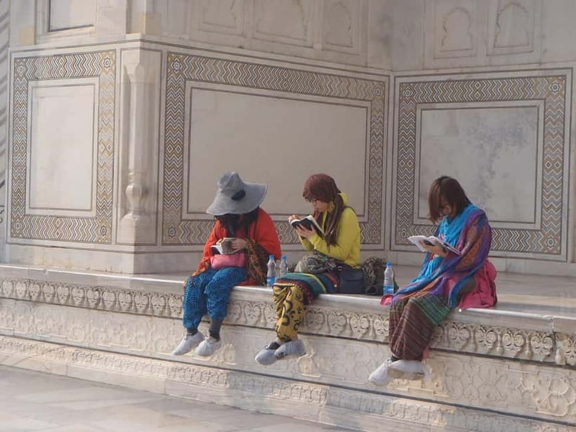 Agra: Taj Mahal Sunrise Tour with Elephant Sanctuary - Agra Fort shows the power behind the marble