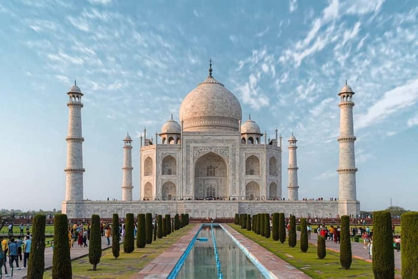 Agra: Taj Mahal Sunrise Tour with Walk Inside the Mausoleum - Private transport and the five-hour pace