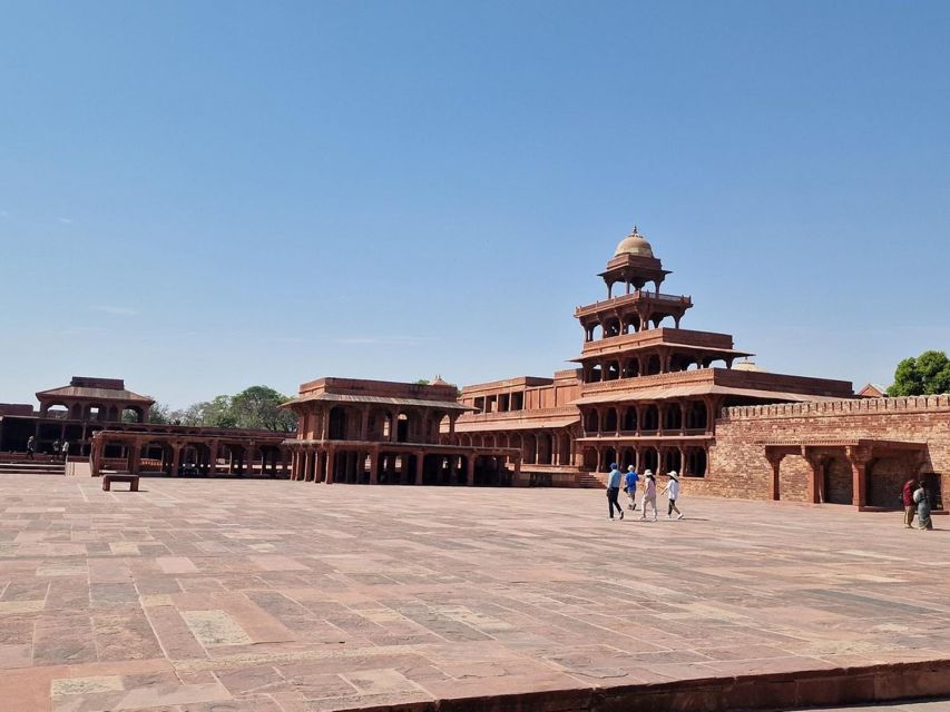 Agra to/from Jaipur with Chandboari Stepwell & Sikri Visits - Fatehpur Sikri, the first major stop