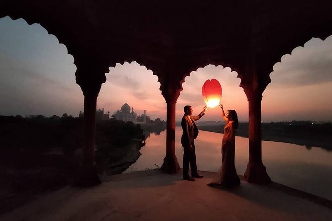 Agra Walking Tour - Subash Bazar and Local Clothing Shopping