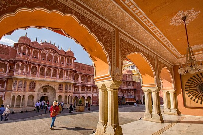 All Inclusive Private Jaipur City Tour with 5-star Lunch & Guide - City Palace connects royal life with everyday objects