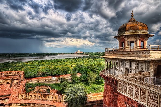 All-Inclusive Taj Mahal, Agra Fort & Fatehpur Sikri Private Tour - Two hours at the Taj Mahal