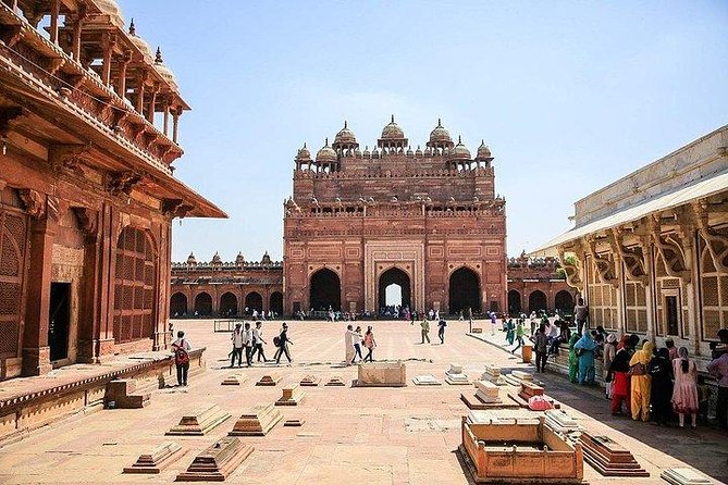 All-Inclusive Taj Mahal, Agra Fort & Fatehpur Sikri Private Tour - Returning to Agra and the shopping stop