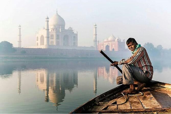 All Inclusive Taj Mahal & Agra Tour by Superfast Train From Delhi - Lunch at Pinch of Spice