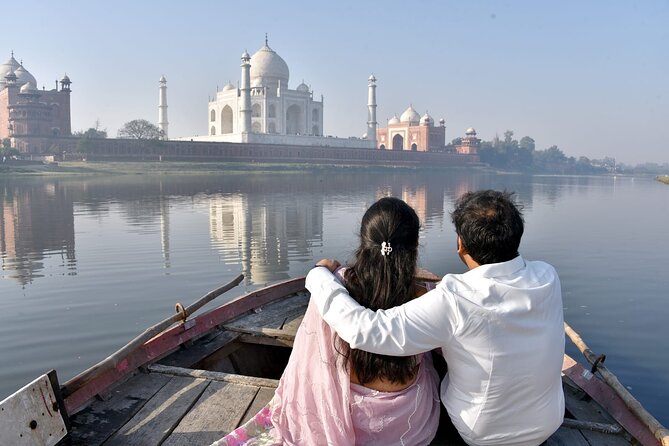 All Inclusive Taj Mahal & Agra Tour by Superfast Train From Delhi - What the $13 price really means