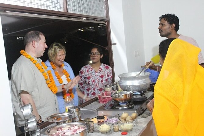 Authentic Traditional Family Cooking class in a Great Ambiance - Why the stargazing finale adds value
